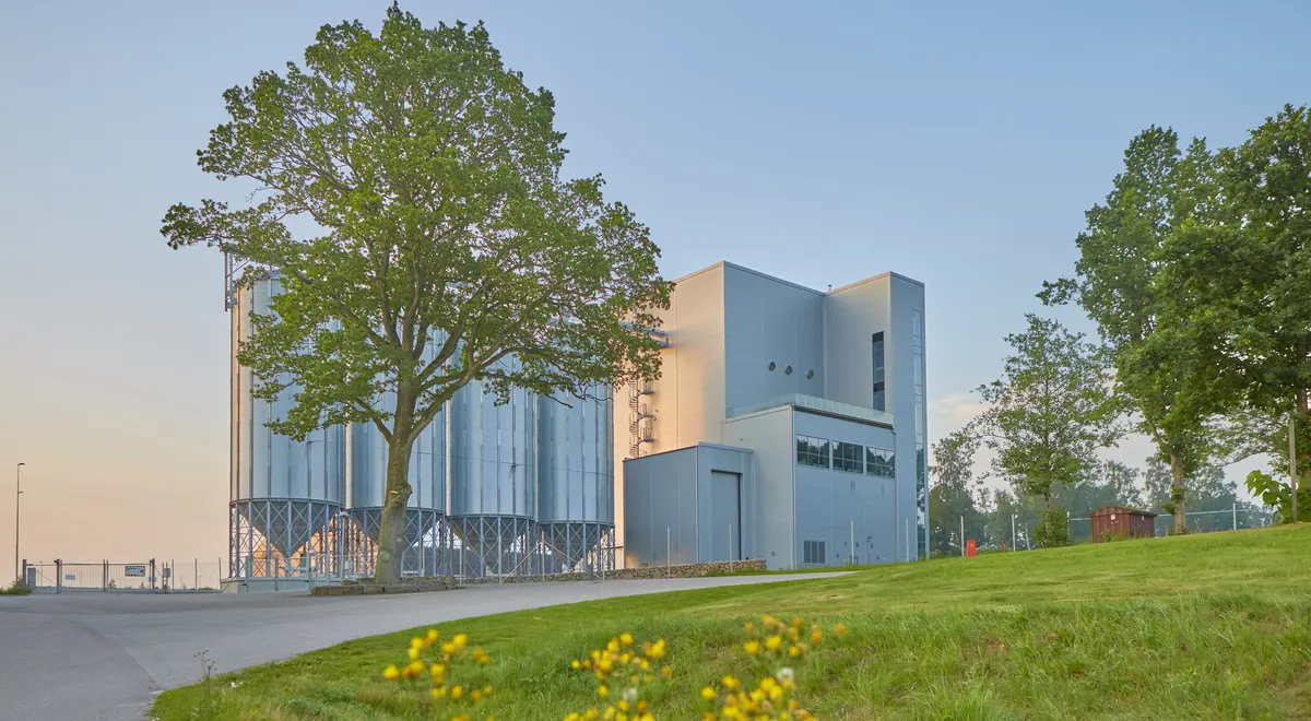 Berte Qvarn oat mill